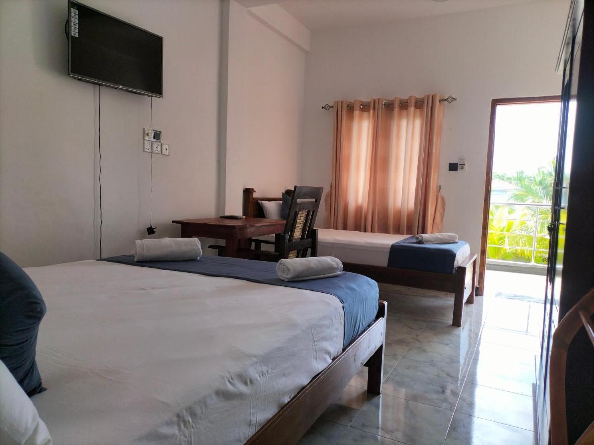 Hotel Sun Blue Uppuveli Ngoại thất bức ảnh