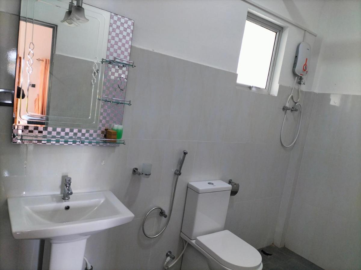 Hotel Sun Blue Uppuveli Ngoại thất bức ảnh
