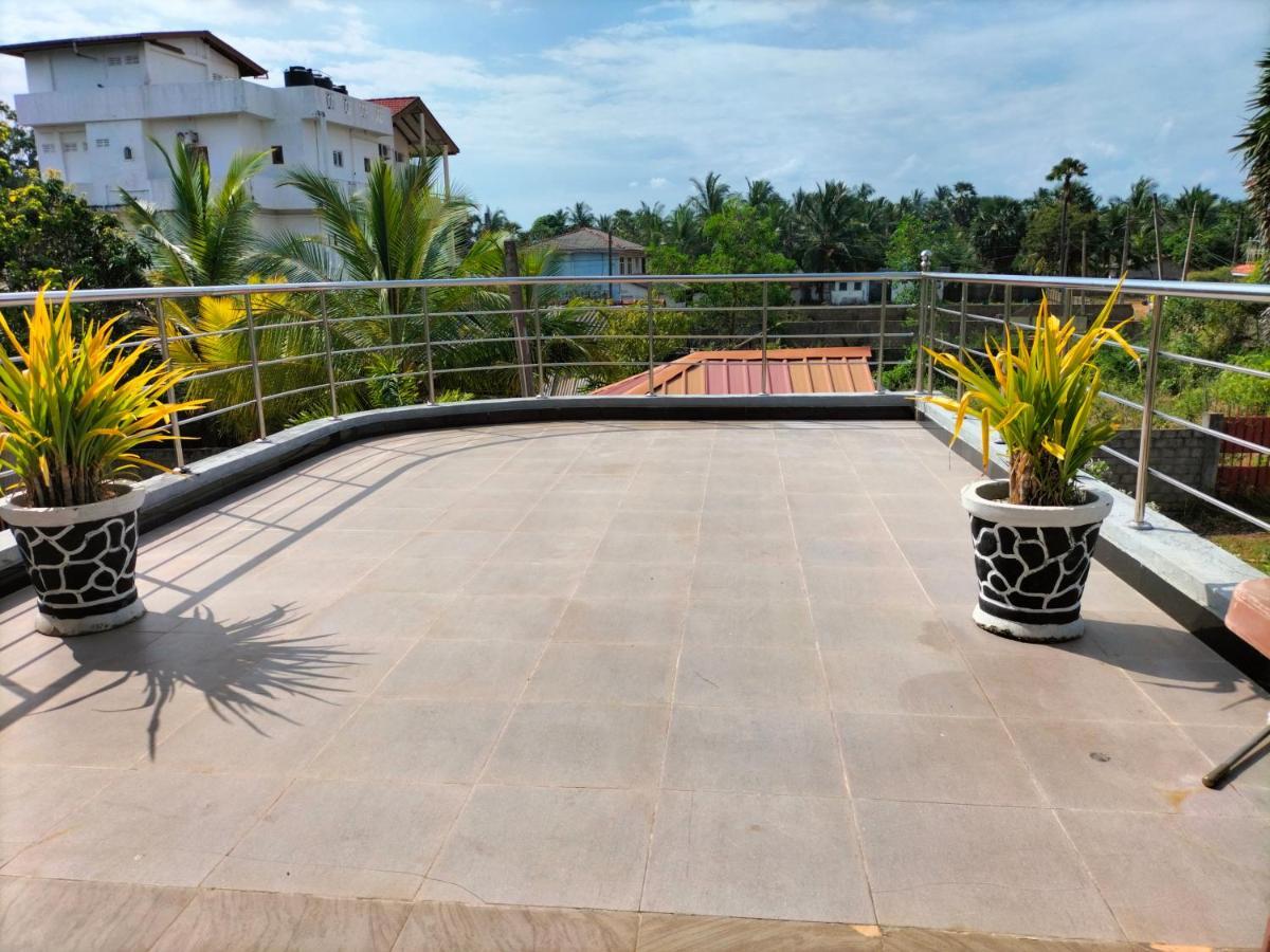 Hotel Sun Blue Uppuveli Ngoại thất bức ảnh