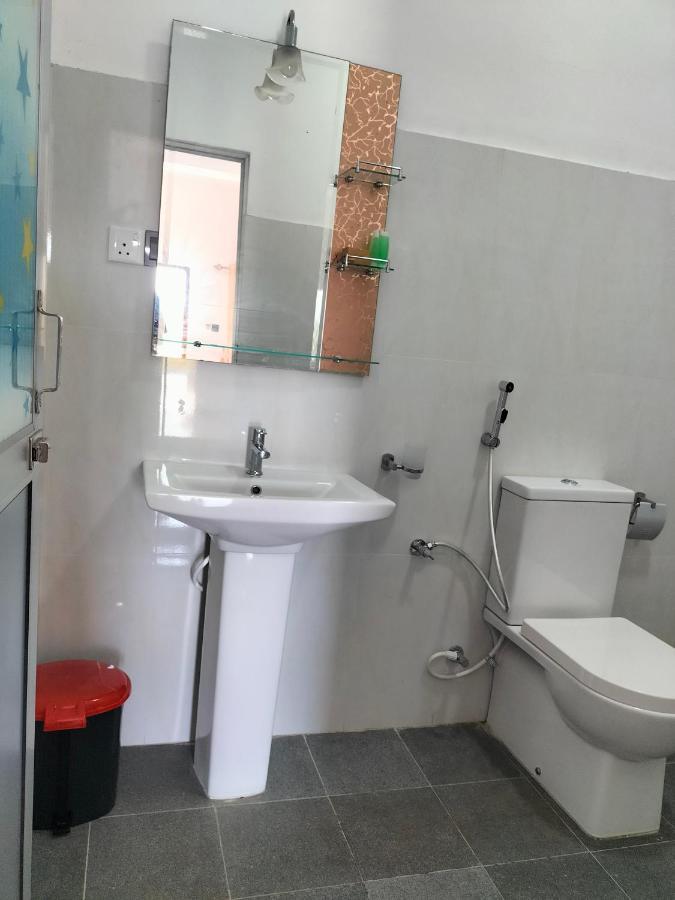 Hotel Sun Blue Uppuveli Ngoại thất bức ảnh
