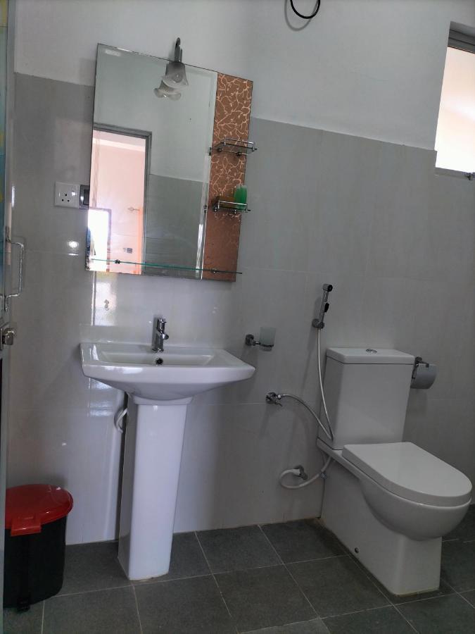 Hotel Sun Blue Uppuveli Ngoại thất bức ảnh