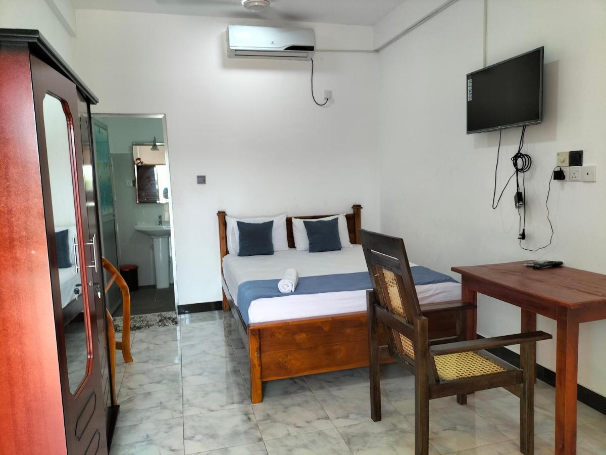 Hotel Sun Blue Uppuveli Ngoại thất bức ảnh