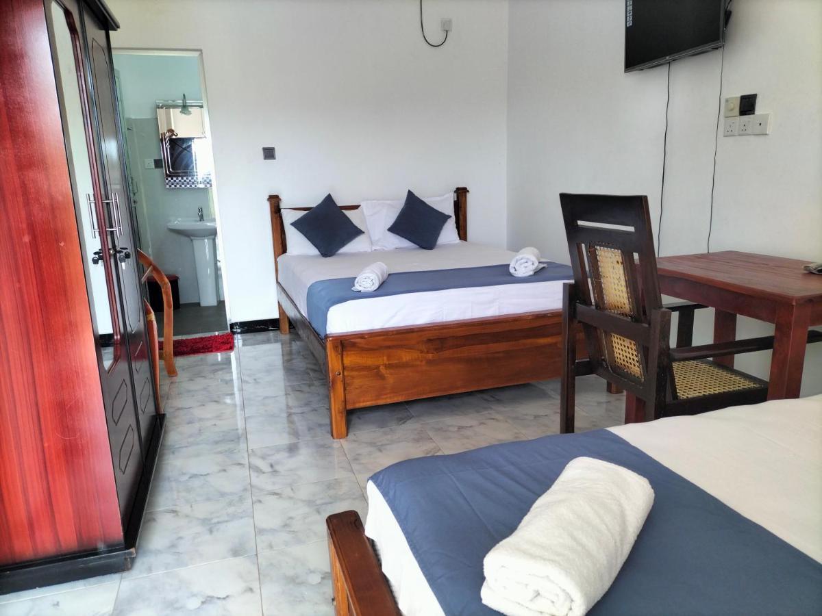 Hotel Sun Blue Uppuveli Ngoại thất bức ảnh
