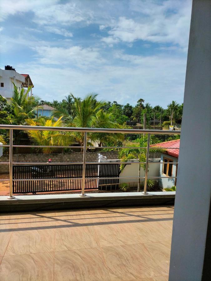 Hotel Sun Blue Uppuveli Ngoại thất bức ảnh