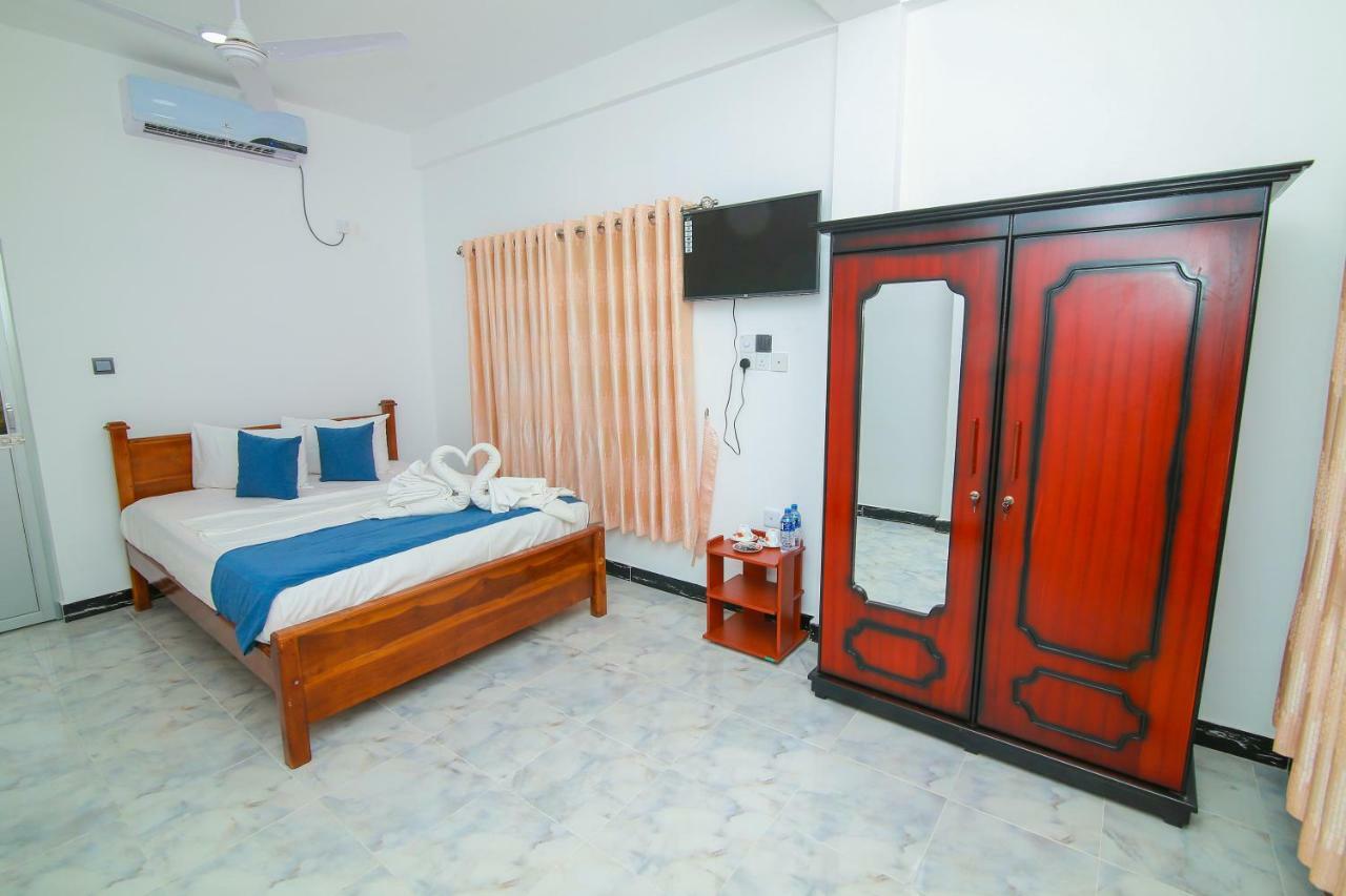 Hotel Sun Blue Uppuveli Ngoại thất bức ảnh